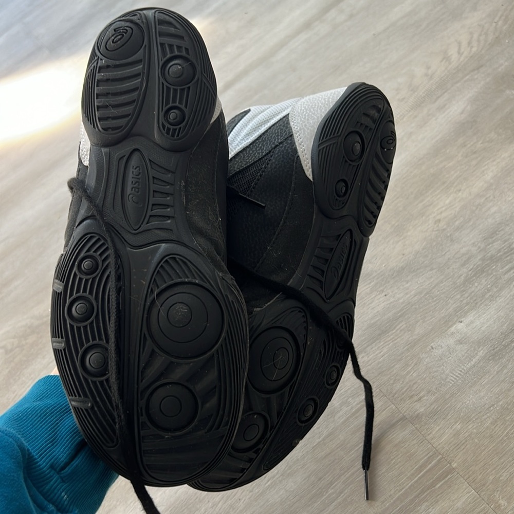 ASICS  Wrestling 🤼 Shoes Men Sz 10 black and white - Picture 4 of 5